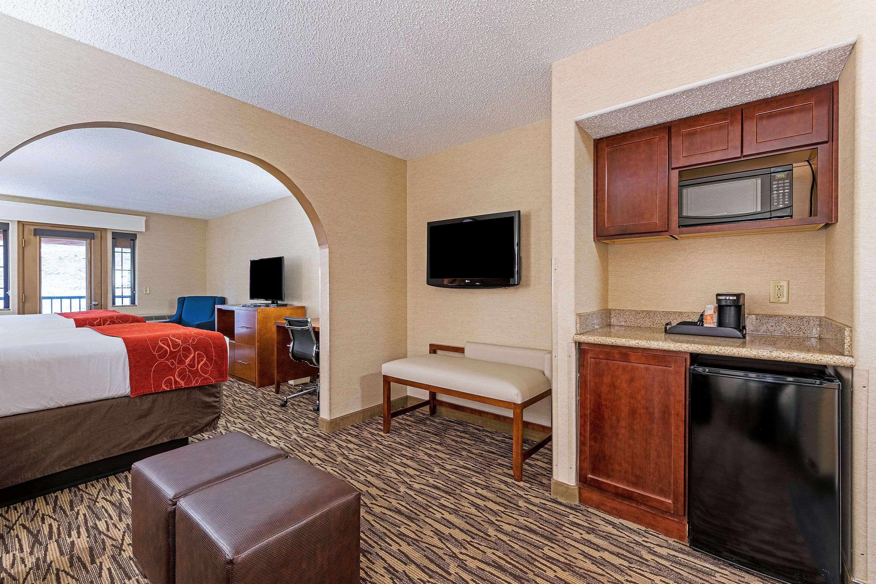 Comfort Suites Golden West On Evergreen Parkway Eksteriør bilde